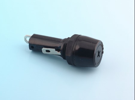 面板式保險絲座